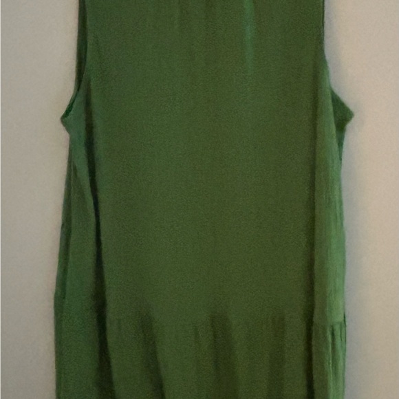 Max Studio Emerald Green Ruffled Dress - Picture 2 of 3